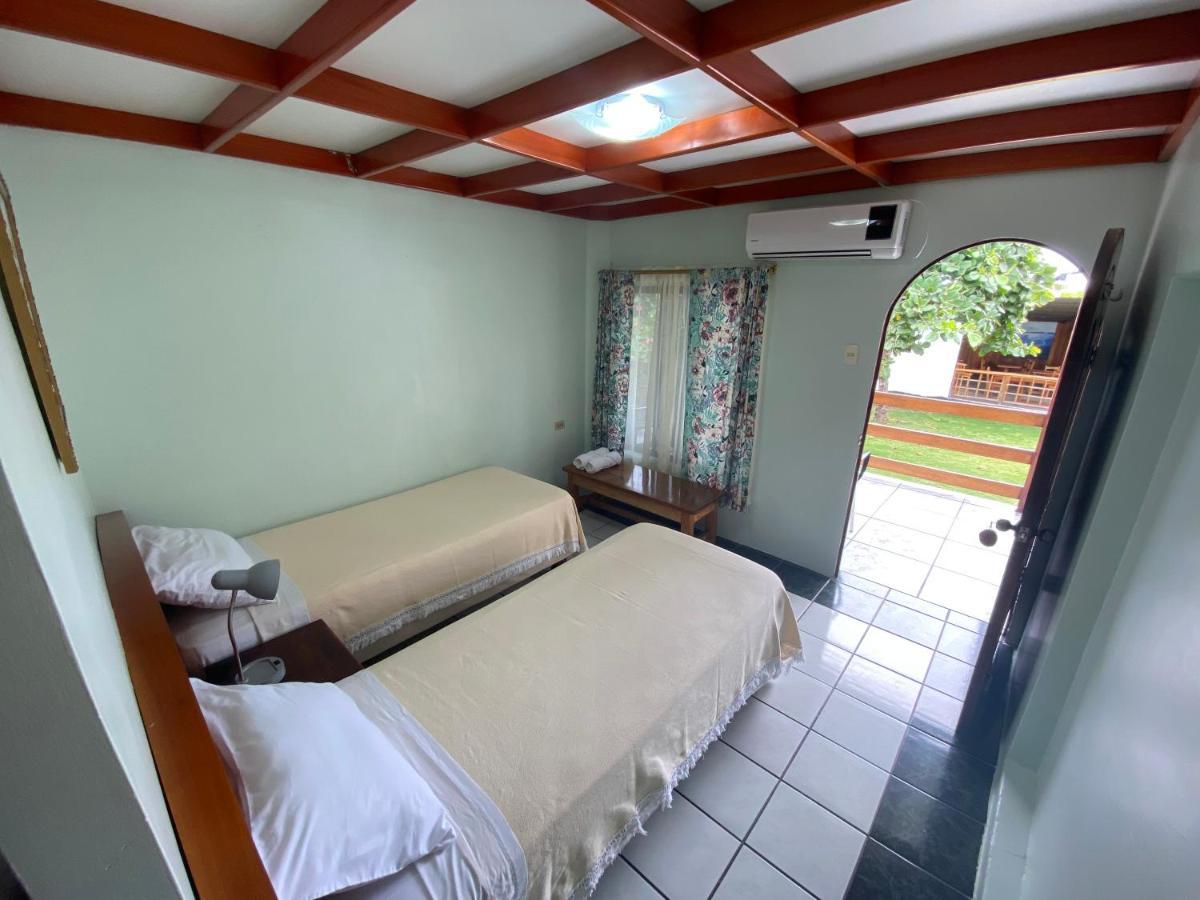 La Peregrina Galapagos B&B Puerto Ayora  Exterior photo